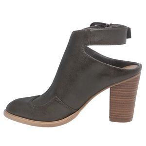 Final Chance - Grey DV by Dolce Vita Heeled Mules